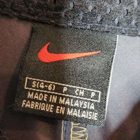 Nike windbreaker pullover - Picture 3 of 16